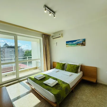 Sunny House 302 Two Bedroom Napospart