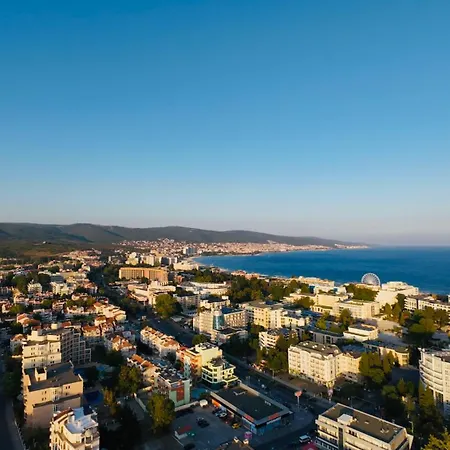 Sunny House 302 Two Bedroom Apartman Napospart