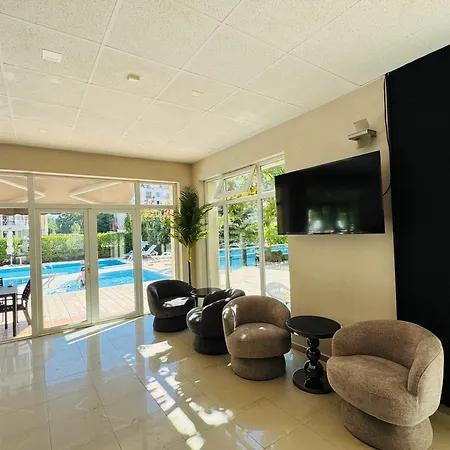 Sunny House 302 Two Bedroom Apartman